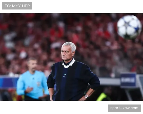 穆里尼奥红牌事件引发争议 本菲卡次回合面临无帅困境