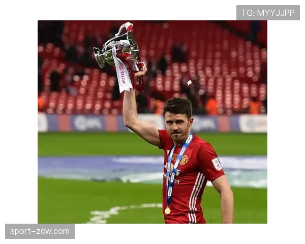 曼联防守体系进化，卡里克强调团队协作弥补个体能力不足